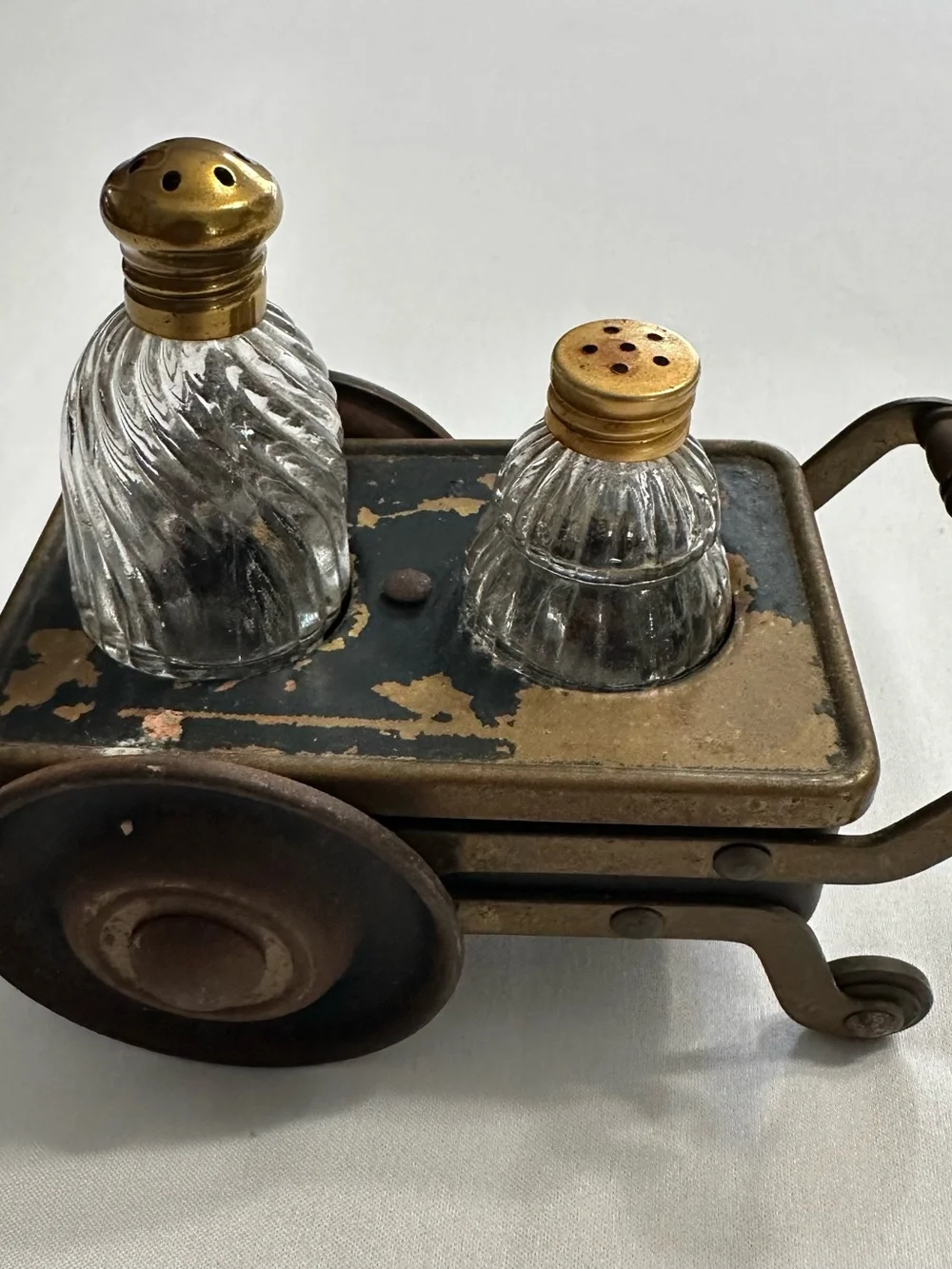 Classic Glass Salt and Pepper Shakers with Silver-Tone Accents - Clear